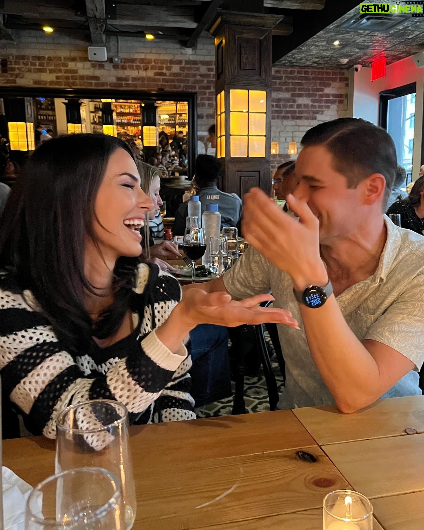 Jessica Lowndes - 3 Likes - Belly laughs with my buddy @jeremymjordan #reunited
(P.S. Do yourself a favor and go see him as Jay Gatsby in @bwaygatsby. Heβll make you cry. In a good way π₯Ή)