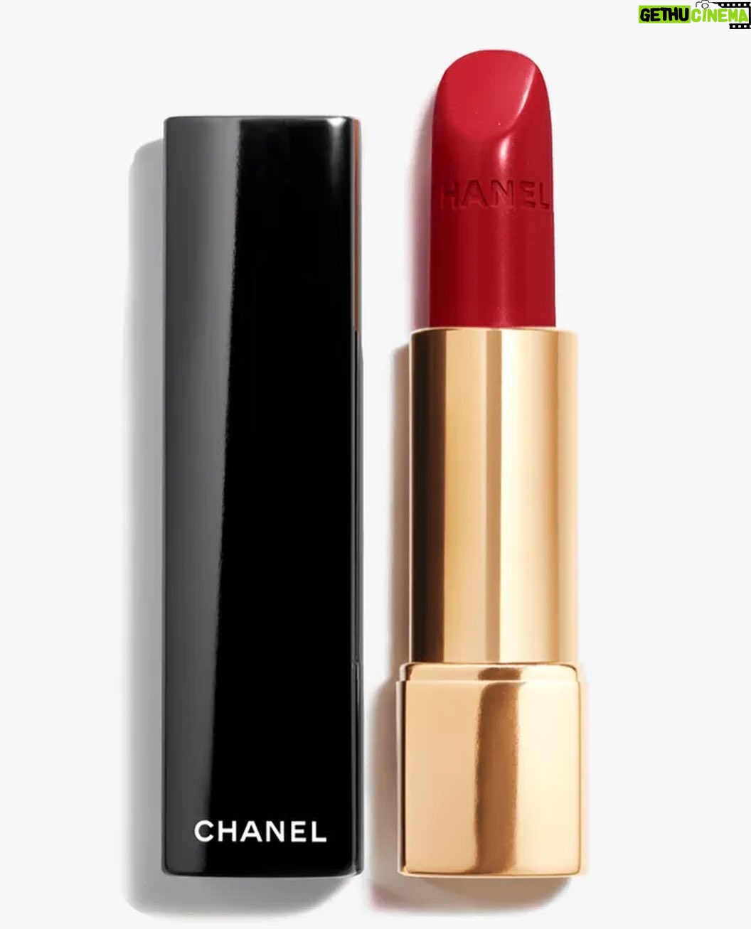Jessica Lowndes - 3 Likes - Love me a red lip! (And some @taylorswift) ππ𫦠SWIPE to see my top red lipsticks for 2024 β because some shades never go out of style.
1. @charlottetilbury
2. @revlon
3. @chanel.beauty
4. @rimmellondon
5. @maybelline
6. @esteelauder
7. @tomfordbeauty