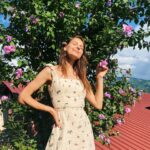 Jessica May Instagram – 🌺🌼🌸