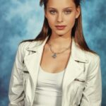Jessica May Instagram - Trende teslim oldum 🤪 Sürpriz sonlu 🤣 #90s