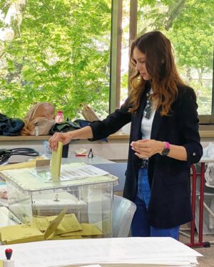 Jessica May Instagram - İlk oy unutmaz insan 🗳️🇹🇷