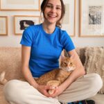 Jessica May Instagram - Mayıs geldi, evde bir bahar havası ☀️🐈 Bu arada bütün emektar işçilerimizin işçi bayramını kutluyoruz. 🌹 #1mayıs #işçibayramı #ilkbahar