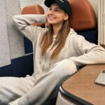 Jessica May Instagram – ✈️🇧🇷🫶