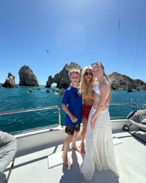 Jessica Simpson Instagram - 2024 Spring Breakin’ with the fam was EPIC! Thank you @tinasimpsonofficial for giving these kiddos memorable moments in Cabo that they will hold close to their precious hearts and cherish for a lifetime!