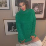 Jessica Szohr Instagram - Grinch vibes 🎄