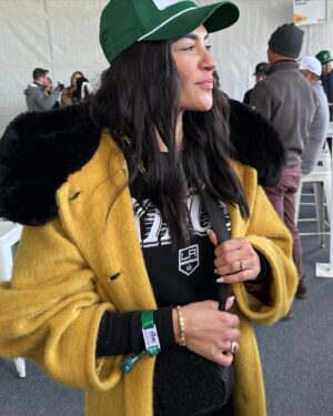 Jessica Szohr Instagram - Not a minute was Wasted this weekend. Golf, laughs, Bowie’s stand up, football, and memories!