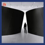 Jessica Yellin Instagram - Richard Serra, one of the most celebrated sculptors of the modern era died today. He was 85. The New York Times reports he died of pneumonia. I remember tagging along as my parents drove to see – or rather experience – Serra’s sculptures. Sometimes much to my frustration, my parents would drive an hour out of our way to visit a Serra installation. (My parents really liked art.) Spending time with a Serra sculpture is a visceral experience. They are massive works that take up space and allow you to experience awe, endless perspective shifts, and sometimes a little anxiety as you move through them (they’re made of rough hulking metal, sometimes pitched at an angle with no visible screws or means of support). Serra’s work gained attention in the 1960s and acclaim in the 1970s and 1980s. In a @nytimes obituary for Serra, Roberta Smith describes his work this way: “Mr. Serra’s most celebrated works had some of the scale of ancient temples or sacred sites and the inscrutability of landmarks like Stonehenge. But if these massive forms had a mystical effect, it came not from religious belief but from the distortions of space created by their leaning, curving or circling walls and the frankness of their materials. This was something new in sculpture; a flowing, circling geometry that had to be moved through and around to be fully experienced. Mr. Serra said his work required a lot of “walking and looking,” or “peripatetic perception.” It was, he said, “viewer centered”: Its meanings were to be arrived at by individual exploration and reflection. For anyone questioning why I’m posting on this: culture is news. It’s worth pausing to recognize the creative minds that recast what we consider beautiful and allow us to experience awe. Your thoughts? 🎥 All images are from @richard.serra instagram page. If they require further photo credits please DM me and I will add prominently. 🙏🙏🙏