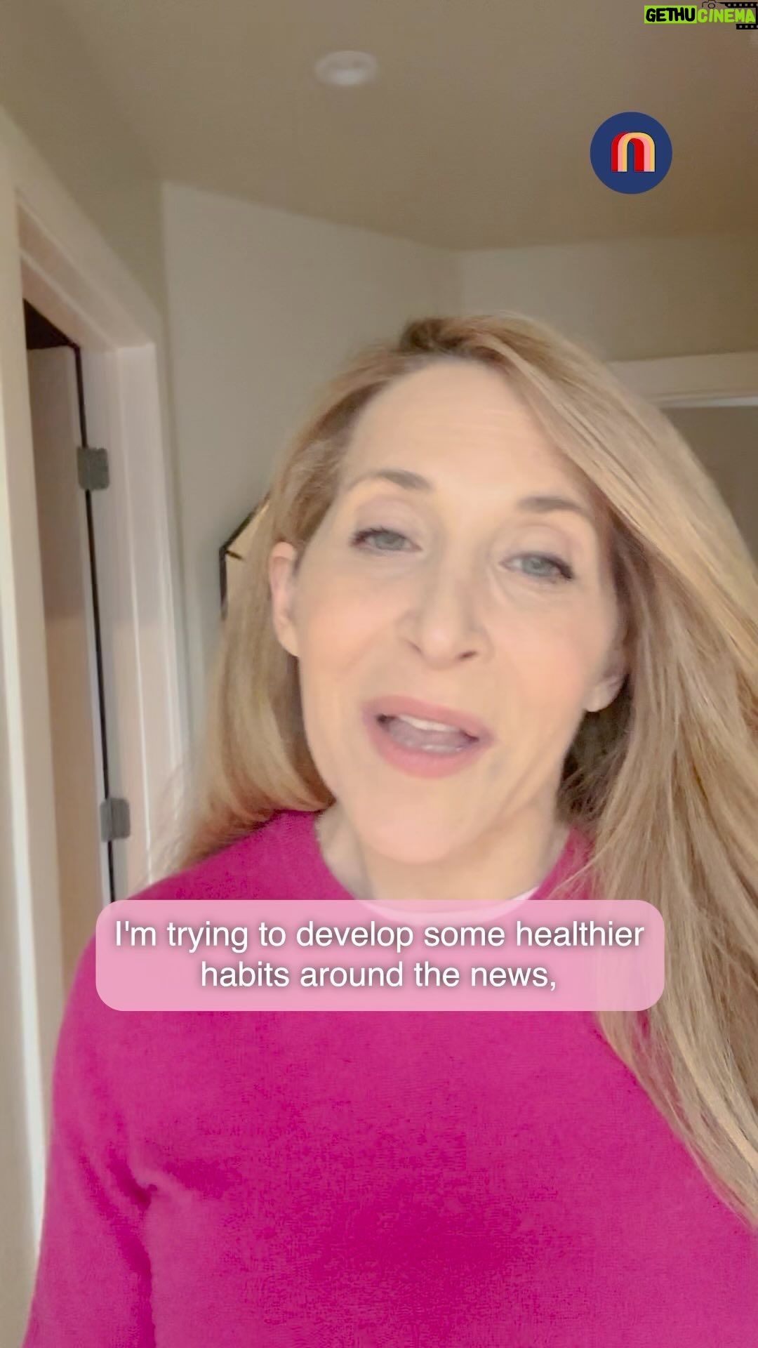 Jessica Yellin Instagram - HEALTHY HABITS WITH @bellsantco Are there habits you want to change? Finding it hard to get them to stick? Me too. This year I’m trying to develop healthier habits around the news. Willpower alone hasn’t been working. I got some support from Dr. Wendy Wood. She’s President of the Association for Psychological Science and academic advisor to @bellsantco, a personal health advisory service. Watch the video for her three science-backed steps to change your habits and get them to stick. BellSant has a team of leading academics from 15 universities, with expertise like Dr. Wood. They are experts on every health topic you can imagine – from loneliness to the microbiome. When you sign up you can get access to BellSant’s team of medical experts. They curate a selection of science-backed lifestyle habits, and offer a comprehensive health assessment that will give you recommendations personalized to your body and needs. You can even see how the changes improve your health with periodic follow-ups. YOU CAN GET $100 OFF WHEN YOU DOWNLOAD THE BELLSANT APP AND USE PROMO CODE NNN100. There’s a link in bio and in stories.