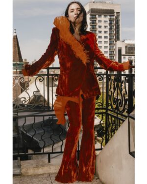 Jessie Mei Li Instagram - thanks @whowhatwear 🌈🧚🏼‍♀️
~~ loved playing dress up and prancing about  with these lovely people~~
snaps by 📸 @philltaylormade
stylist @hollyevawhite
fashion assistant @imymoore
hair @halleybrisker
makeup @naokoscintu
interview by @nellblock
@belmondcadogan