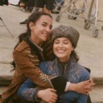 Jessie Mei Li Instagram – Bts from ep8 ☀️💛🥵 (let’s take a minute to appreciate tiny @amitasuman_ holding me on one leg)