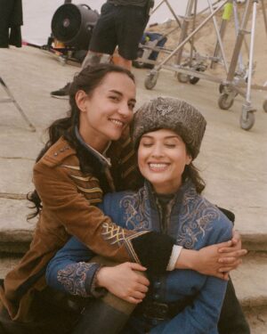 Jessie Mei Li Instagram - Bts from ep8 ☀️💛🥵 (let’s take a minute to appreciate tiny @amitasuman_ holding me on one leg)