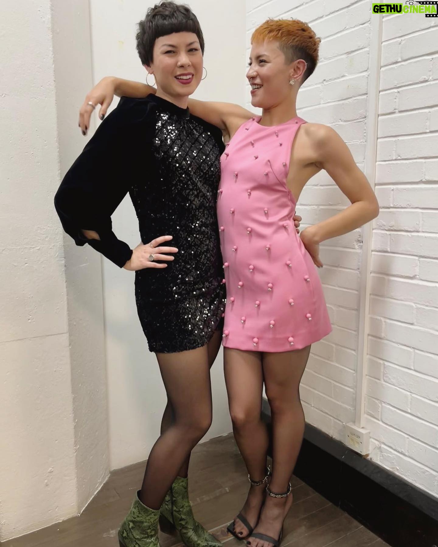 Jessie Mei Li Instagram - π
π½π€π§πΌββοΈππͺ·πβ¨ππ«§ Raindance with @longbrophy :::: styling by @hollyevawhite (an absolute legend, let it be known πͺ©) & big thanks to @givenchy @matthewmwilliams π€ some other treacherous images ~~ ceci nβest pas une pipe?
