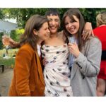 Jessie Mei Li Instagram - 👁 👁 👁 @serpentineuk summer party 🎈with my angel @amitasuman_ && gorgeous wholesome reunions 🫧 mwah mwah mwah 📸 Dave Bennett photography xxx !! Thank you @viviennewestwood ⚡️⚡️ Daisy Hoppen @dhpr_london 🌻🌻