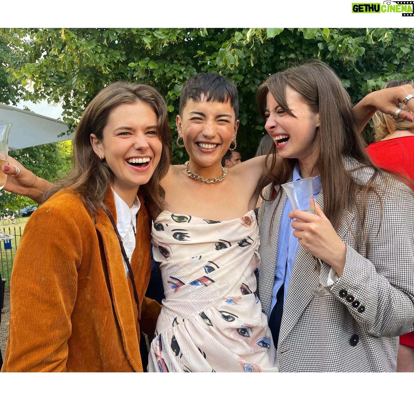 Jessie Mei Li Instagram - π π π @serpentineuk summer party πwith my angel @amitasuman_ && gorgeous wholesome reunions π«§ mwah mwah mwah πΈ Dave Bennett photography xxx !! Thank you @viviennewestwood β‘οΈβ‘οΈ Daisy Hoppen @dhpr_london π»π»