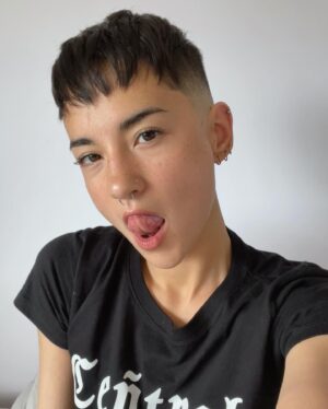 Jessie Mei Li Instagram - Baby’s new doooo 🐾 getting stopped in the street by strangers admiring the fade - thanks so much to @hayden_cassidy what a legend 💈