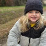 Jesta Hillmann Instagram - Petit garçon devenu grand en un coup de ciseau 🥹🤍 Vous êtes unanimes à me dire que maintenant il ressemble énormément à Juliann !!! C’était un cap pas facile à passer, je vous dis la vérité j’en avais aucune envie et je pensais même que je n’aimerais pas. Finalement c’était la meilleure décision. Je le trouve juste parfait ce petit bonhomme, mon mini DiCaprio ✨