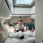 Jesta Hillmann Instagram – Notre mini « road trip » en Van avec les enfants est hyper positif même si il faut une sacrée organisation c’est une belle sensation de liberté 😌🚐