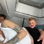 Jesta Hillmann Instagram - Notre mini « road trip » en Van avec les enfants est hyper positif même si il faut une sacrée organisation c’est une belle sensation de liberté 😌🚐