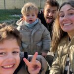 Jesta Hillmann Instagram - C’est trop d’aimer à ce point 🤍🙏🏼