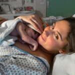 Jesta Hillmann Instagram – Lundi 15 juillet 2019 à 21h40 Juliann nous a enfin rejoint pour notre plus grand bonheur, merci à tous pour vos messages ! Je dois vous avouer que nous sommes toujours sur notre petit nuage, on ne réalise pas encore tout ce qu’on vient de vivre ♥️🥰