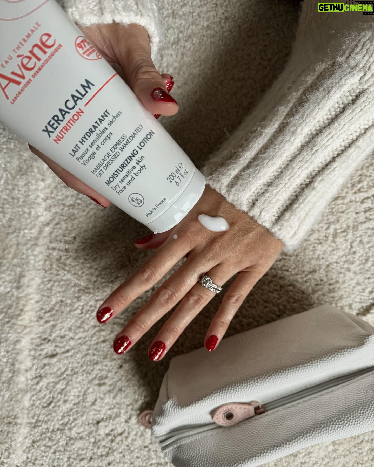 Jesta Hillmann Instagram - Concours @avene đ Nous vous offrons Ă 3 dâentre vous les produits suivants : Spray dâEau Thermale AvĂšne 300 ml Lait Hydratant Xeracalm Nutrition SĂ©rum Cicalfate RĂ©flexe solaire 50 CrĂšme rĂ©paratrice protectrice Cicalfate Trousse de voyage Pour jouer, il vous suffit de suivre le compte @avene Liker ce post Inviter 2 amis en commentaire Le concours prendra fin le 26 dĂ©cembre, bonne chance đ @avene #EnConfianceAvecAvene #Avene #skincare #concours publicitĂ©