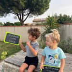 Jesta Hillmann Instagram – Bonne rentrée à tous vos bébés (même s’ils ont 18 ans ce seront toujours vos bébés 😉) 

Moyenne section pour Juliann et dernière année de crèche pour Adriann cette annee !
Et vous, en quelle classe vos enfants rentrent ils a l’école ? 

**dernière photo rentrée 2022, ils ont tellement grandit 🥹