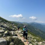 Jesta Hillmann Instagram – Clap de fin sur le @corsicaraidfemina ! 110km d’effort pendant ces 4 jours 🏃♀️💦 Quel dépassement de soi ENORMEEE !!!! J’ai absolument tout donné sur chaque épreuve même quand mes jambes ne voulaient plus coopérer. Je suis extrêmement fière de moi car honnêtement je ne m’étais pas assez entraîné et le niveau était très élevé. Tu ne réalises pas ce que c’est tant que tu ne l’as pas vécu .. Premier jour 8eme, deuxième jour 6eme du classement général, troisième jour de nouveau 8eme et finalement le bike and run nous aura fumé car on termine pour la dernière journée 11eme au classement. Petite déception pour @healthylifemary et moi après avoir été chaque jour avant la dizaine mais ça n’enlèvera rien au surpassement de nous que nous avons vécu ensemble 🤍💪🏼 Petite note à moi même: je suis plutôt à l’aise dans l’eau avec le canoë et la natation qui fut mes épreuves les plus réussies. Par contre gros point noir sur le trail ahahahah ! Il va falloir que je m’y mette un jour sérieusement.. 😌 Je voulais quand même vous remercier à vous qui lisez ce texte pour votre soutien que vous m’avez apporter par vos messages et vos commentaires et particulièrement à mon mari aussi sans qui je n’aurais pas pu me permettre de vivre cette expérience folle du @corsicaraidfemina 🥰