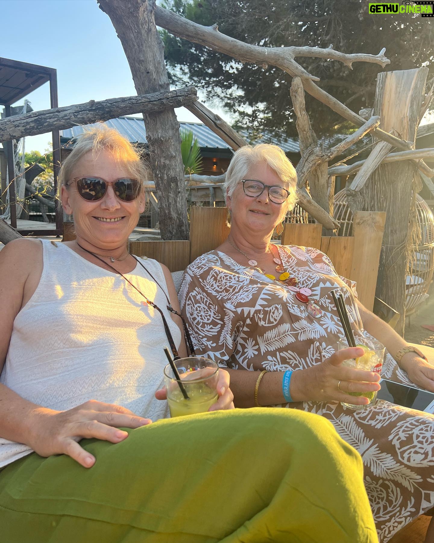 Jesta Hillmann Instagram - Soirée tapas parfaite avec toute la famille ♥️