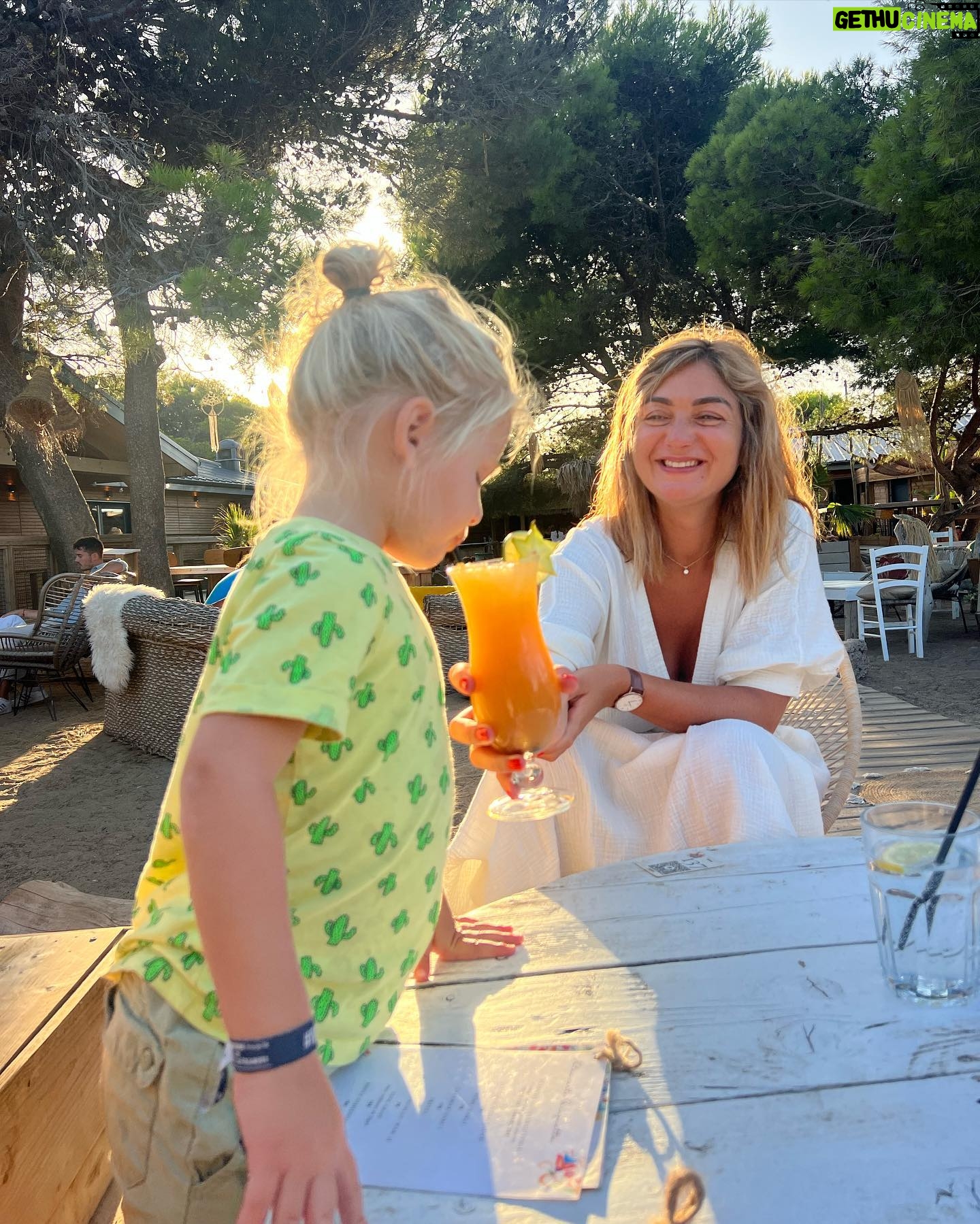 Jesta Hillmann Instagram - Soirée tapas parfaite avec toute la famille ♥️