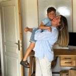 Jesta Hillmann Instagram - 3 looks Juliann VS Maman 🌞 Suite à ma sélection shopping chez La Halle, je vous montre nos tenues complètes matchy/marchy avec Juliann 🌞 De la tête jusqu’au pieds 😍 vous préférez quelles tenues ? @lahalleofficiel x collaboration commerciale
