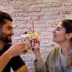Jesta Hillmann Instagram - Oye Oye pour les gourmands 🫠🧇 Petit classement de nos top chez @crepetouch avec Benoit !Crêpes et gaufres personnalisables, avec également des salades, milk-shakes et smoothies. On s’est cassé le ventre 🤤 Le restaurant se situe au Centre Commercial Labège 2, l’accès au restaurant se fait par l’extérieur côté parking. « Pour votre santé, évitez de manger trop gras, trop sucré, trop salé »