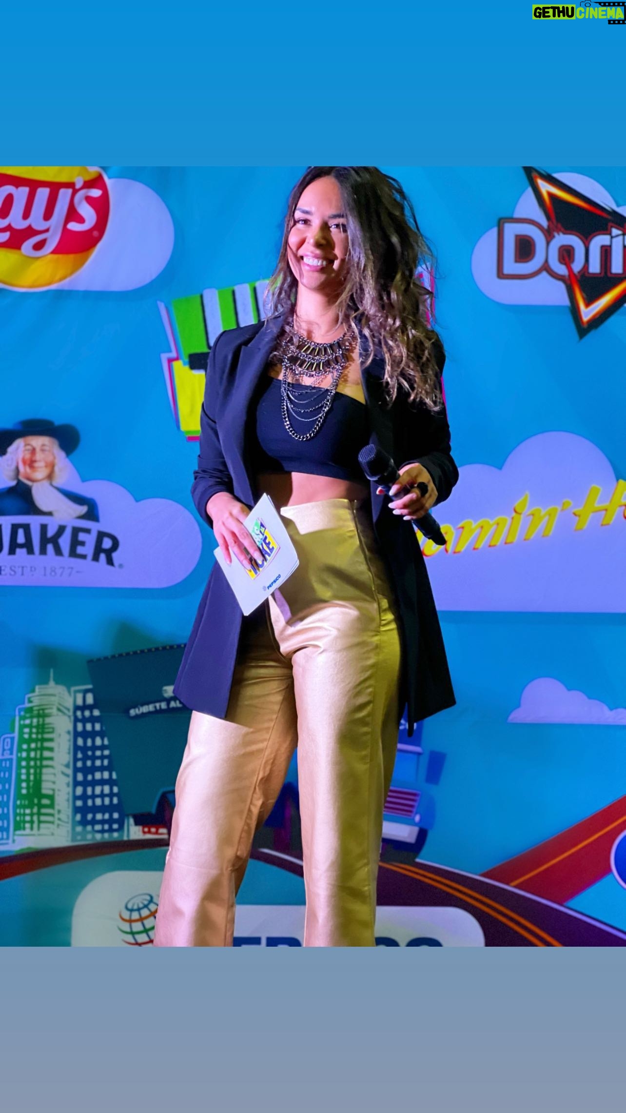 Jhendelyn Nuñez Instagram - Activando muy tempranito (7am) la marea azul para el gran lanzamiento que se viene. Nos vemos pronto en una nueva sucursal 🤩 Desearles un hermoso día ❤️ #activación #evento #lanzamiento #pepsico