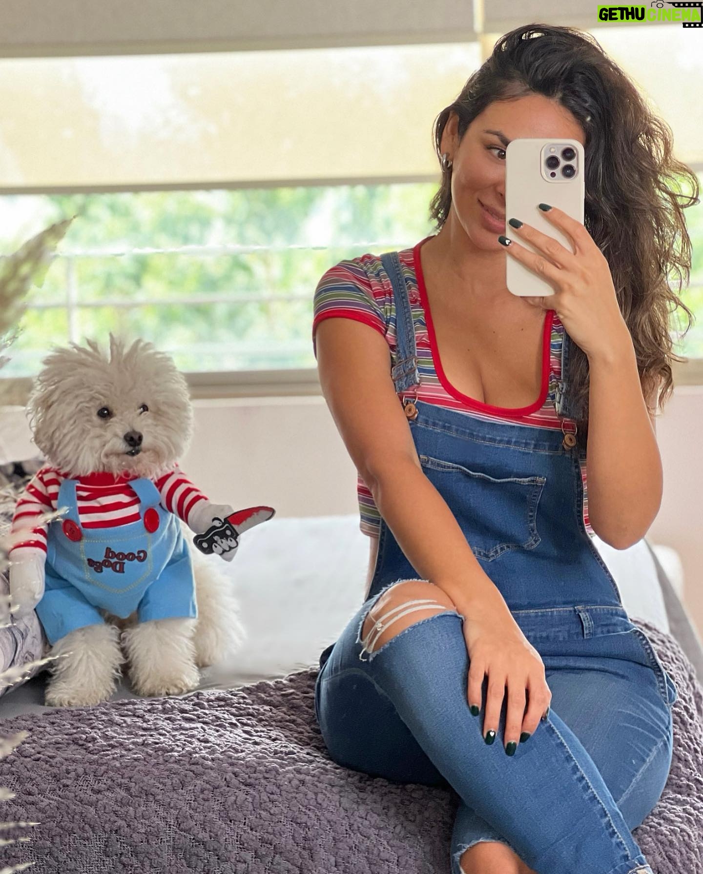 Jhendelyn Nuñez Instagram - Despidiendo al #chucky 2023 🐶🎃 Cómo están ? Qué me cuentan ? 😃