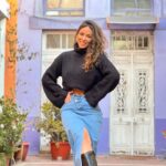 Jhendelyn Nuñez Instagram - Holaaaa,cómo están ? Acá les dejo mis favoritos de invierno 😊💕 Recuerden que tienen un 15% de descuento con mi código JHEN Chaleco ID: 11764482 Falda ID: 12592380 Botas ID: 10486720 @sheinofficial @shein_chile #shein #sheinforall #invierno