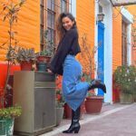 Jhendelyn Nuñez Instagram - Holaaaa,cómo están ? Acá les dejo mis favoritos de invierno 😊💕 Recuerden que tienen un 15% de descuento con mi código JHEN Chaleco ID: 11764482 Falda ID: 12592380 Botas ID: 10486720 @sheinofficial @shein_chile #shein #sheinforall #invierno