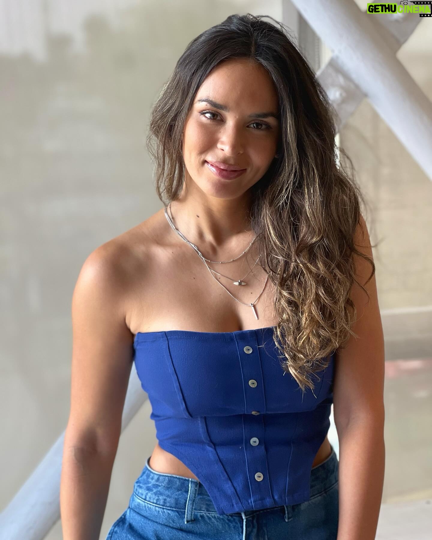 Jhendelyn Nuñez Instagram - Buenas tardes su señoría 😁 Tanto tiempo sin saber de ustedes, que se cuenta ?