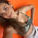 Jhendelyn Nuñez Instagram - Buenasss !! Dónde están l@s motiva@s ? 💪🦵 😀🫶
