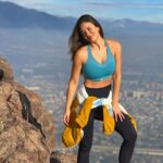 Jhendelyn Nuñez Instagram - #cima del #manquehuito para activar 😄💪