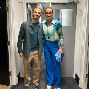Jill Scott Instagram - Hope you all enjoyed “A League of Their Own”
Thought I’d share some BTS 
I literally had the best time!