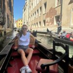 Jill Scott Instagram – When you pick your passport up at 11am on Friday and book a trip to Venice at 3pm! So glad we did it! Swipe to see who we bumped into 👀 🇮🇹 ☀️ 🍷 ☕️ 🚤 🍕