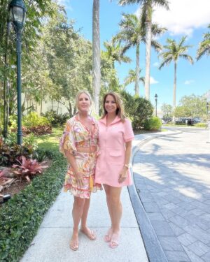 Jill Zarin Instagram - We were so happy to welcome Vicki and Mike to Boca! 🌴We have known each other for 17 years, and have been through it all. We are sister wives forever, and I couldn’t be happier for her. She looks better than ever and is so in love! I can’t wait to see her next chapter unfold! #friends4life