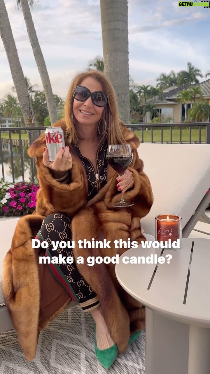 Jill Zarin - 3.5K Likes - Trying the mob wife trend.
What’s better than faux fur and a cozy candle in the winter? 🕯️
Go RUN to grab your Jill Zarin Glass Wall Candles at @tjmaxx 🎁
And I want to know which scent is your favorite!
#mobwifetrend #mobwife #outfittrends #style #fashion #candles #candleaesthetic #candlelover #candleaddict #styletrend #winterstyle #styleinspo #funny