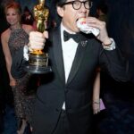 Jill Zarin Instagram - Memories…. #oscars2023 … #vanifyfairparty… #friendforever…