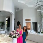 Jill Zarin Instagram - Thank you so much @lexandroses for partnering with me and @lovely.laceee these are STUNNING! Everyone please go to their website and get these beautiful arrangement’s! They’re located in Miami! 💐🌸🌼 Check them out!