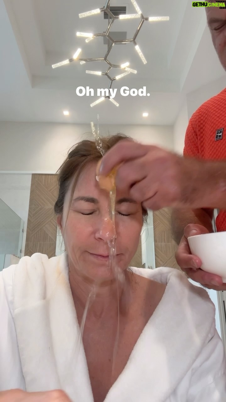 Jill Zarin - 3.4K Likes - #GRWM with a side of eggs 🍳💄
Don’t take life too seriously! How should I prank Gary back?
#getreadywithme #relatable