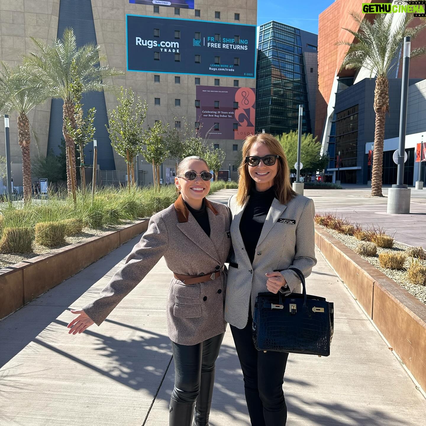Jill Zarin Instagram - Itβs market week!!! Weβre so excited to share our NEW spring collection in Las Vegas at the Home & Gift show this week. Come say hi at our showroom in C154 & B424 πππ