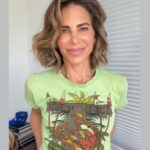 Jillian Michaels Instagram – Do the 10,000 steps you take in a day count toward your weekly exercise goals? I’m breaking down both the ideal and realistic goals you should strive to hit every week in this video. Let me know any more questions you have in the comments beauties. 😘