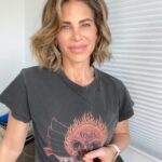 Jillian Michaels Instagram – I’m always getting questions about weight loss in relation to some sort of hormonal issue – i.e. “I’m 46 and I’ve had a hysterectomy, can I still lose weight?”

Short answer: absolutely.

These three things are always a good idea:
1. Talk to your doctor
2. Eat less
3. Move more

Make sure to talk to your doctor first – that’s the most important step. There’s no reason to be struggling more than you need to, and your doctor is the only one who can help you with that by getting you the tools you may need!