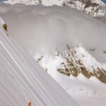 Jimmy Chin Instagram - Ever wonder what it looks like snowboarding on the North Face of Everest? Well here you go. @stephen_koch surfing the north shore of Everest at 23,000ft. ⁣ Chomolungma // Everest 2003