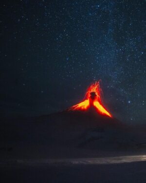 Jimmy Chin Instagram - Land before time. Kamchatka, Russia.

Prints available at link in bio.